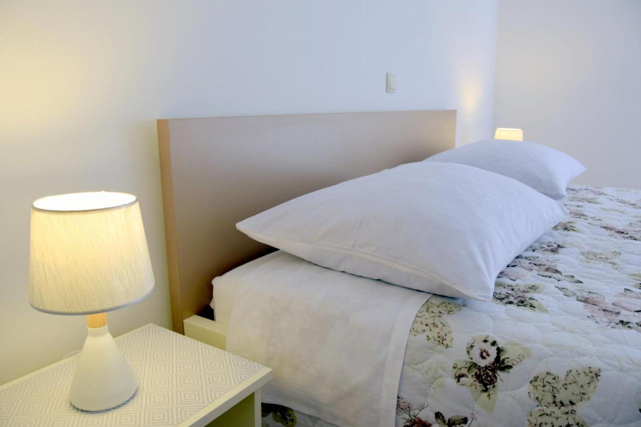 James Bond Apartments Palit エクステリア 写真