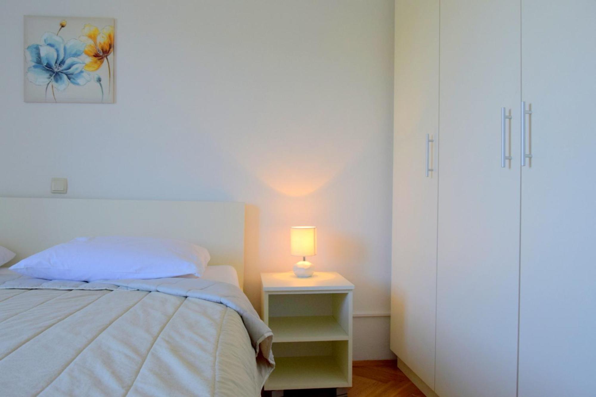 James Bond Apartments Palit 部屋 写真