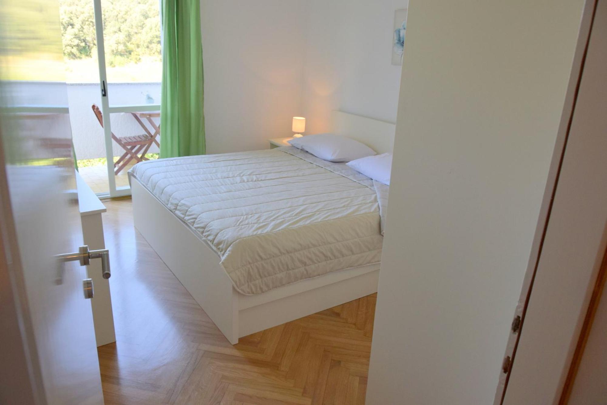 James Bond Apartments Palit 部屋 写真