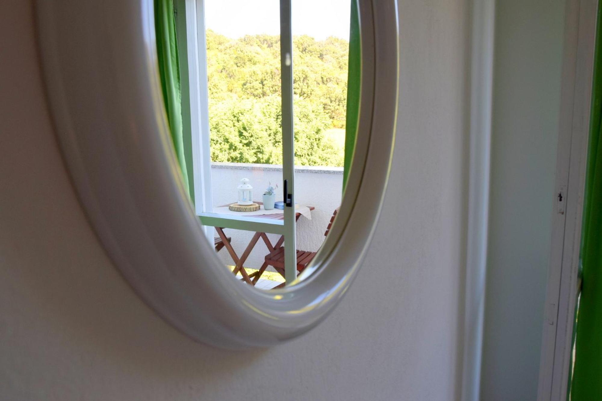 James Bond Apartments Palit 部屋 写真