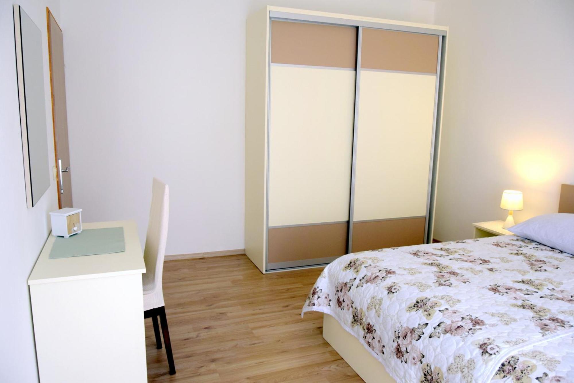 James Bond Apartments Palit 部屋 写真